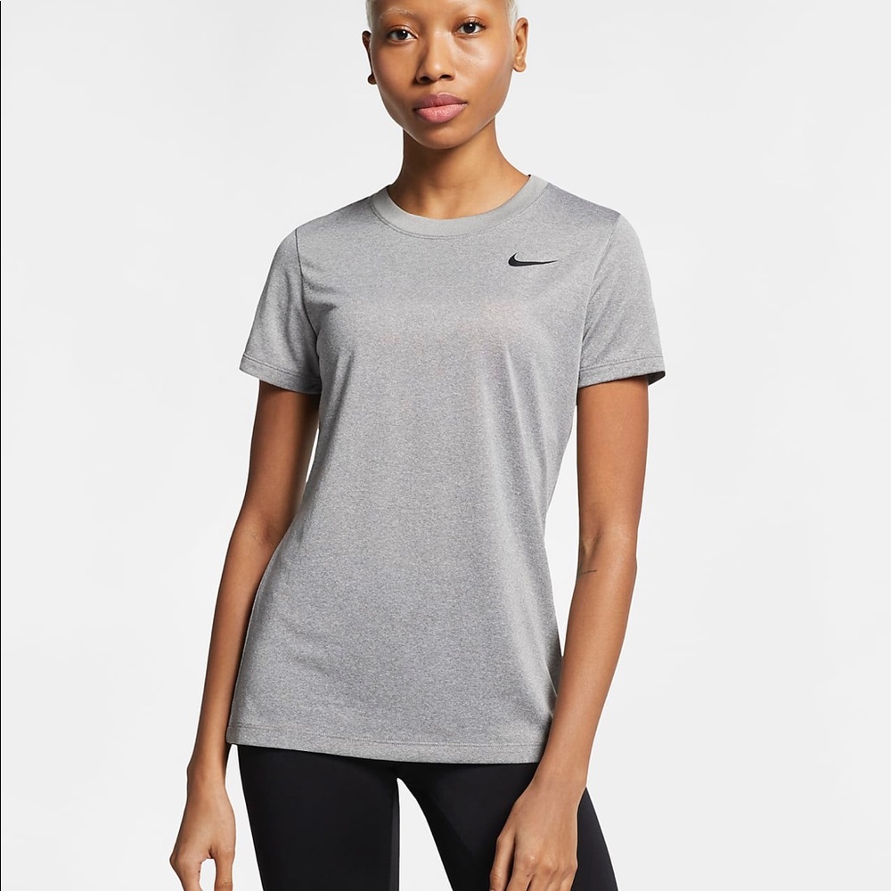 Nike Dri-fit legend woman’s training top size L
